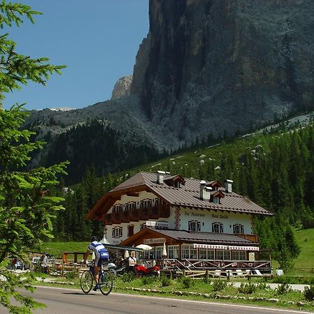 Rifugio Monti Pallidi Canazei Esterno foto
