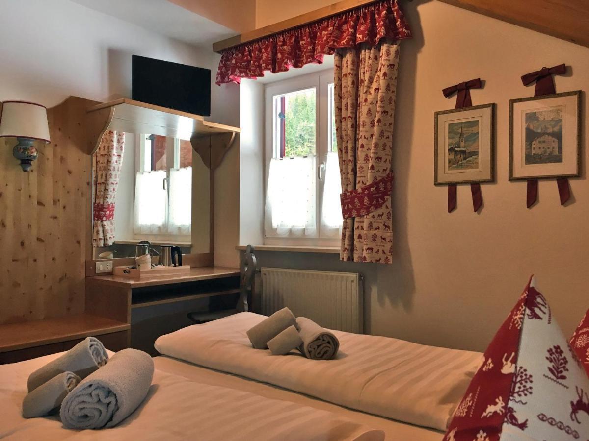 Rifugio Monti Pallidi Canazei Esterno foto