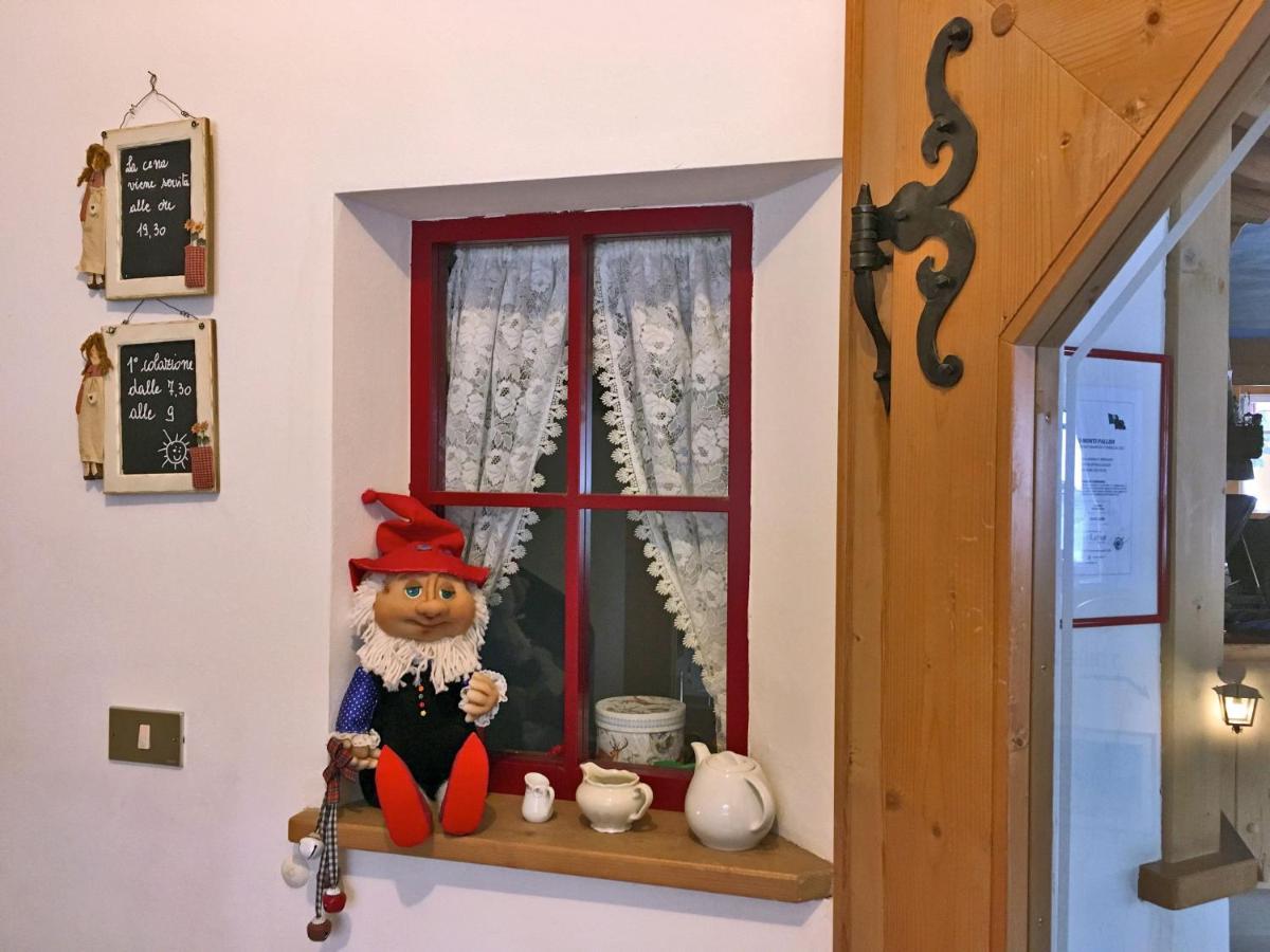 Rifugio Monti Pallidi Canazei Esterno foto