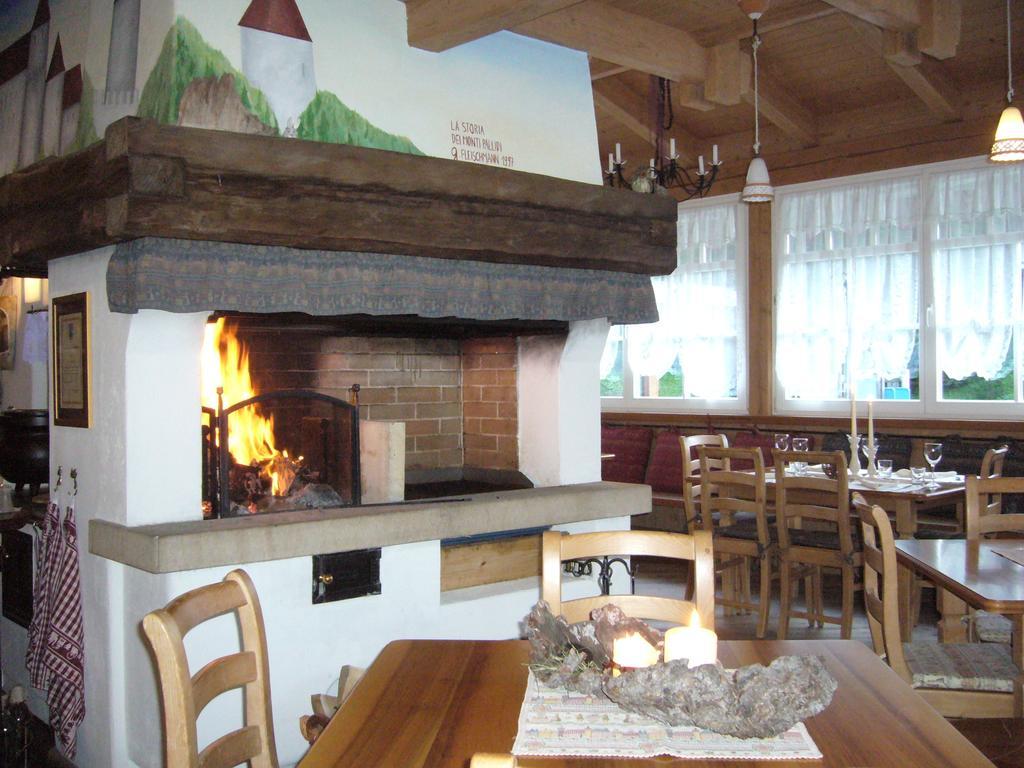Rifugio Monti Pallidi Canazei Esterno foto