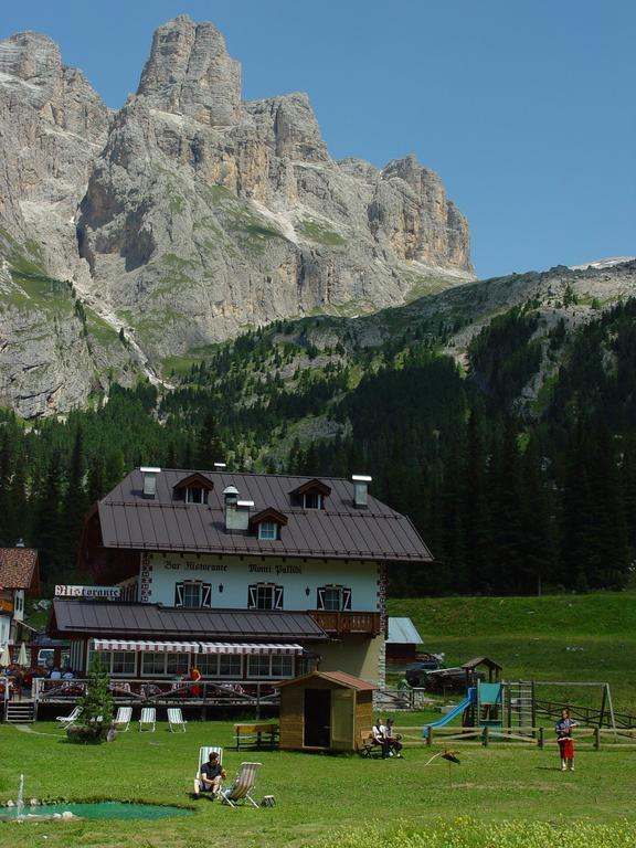 Rifugio Monti Pallidi Canazei Esterno foto