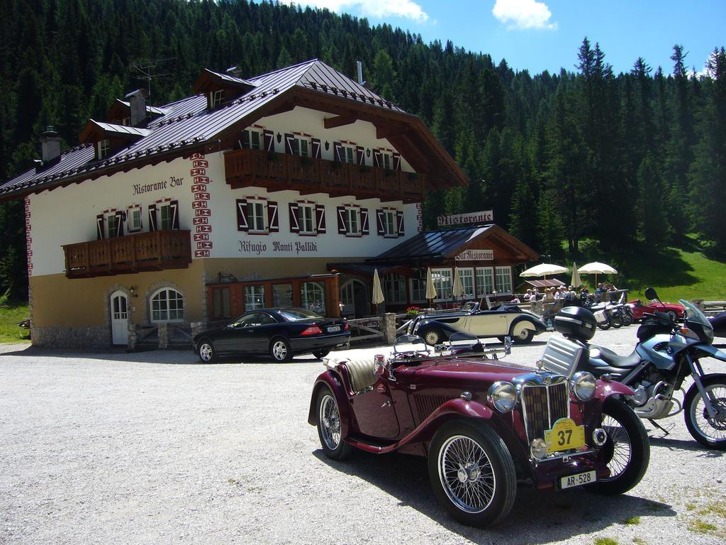 Rifugio Monti Pallidi Canazei Esterno foto