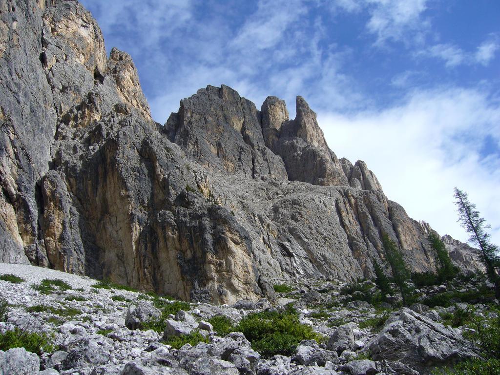 Rifugio Monti Pallidi Canazei Esterno foto