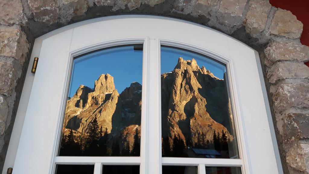 Rifugio Monti Pallidi Canazei Esterno foto